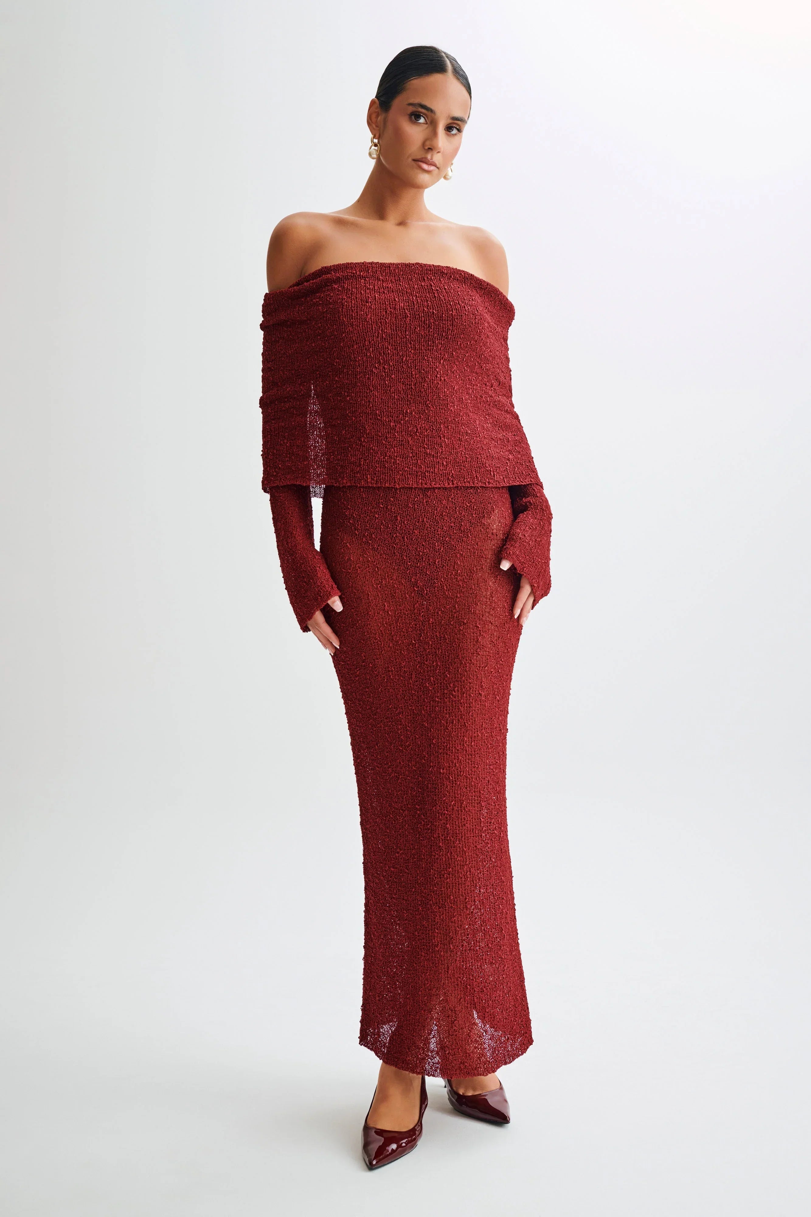 MELISSA | OFF-SHOULDER BOUCLÉ MAXIKJOLE