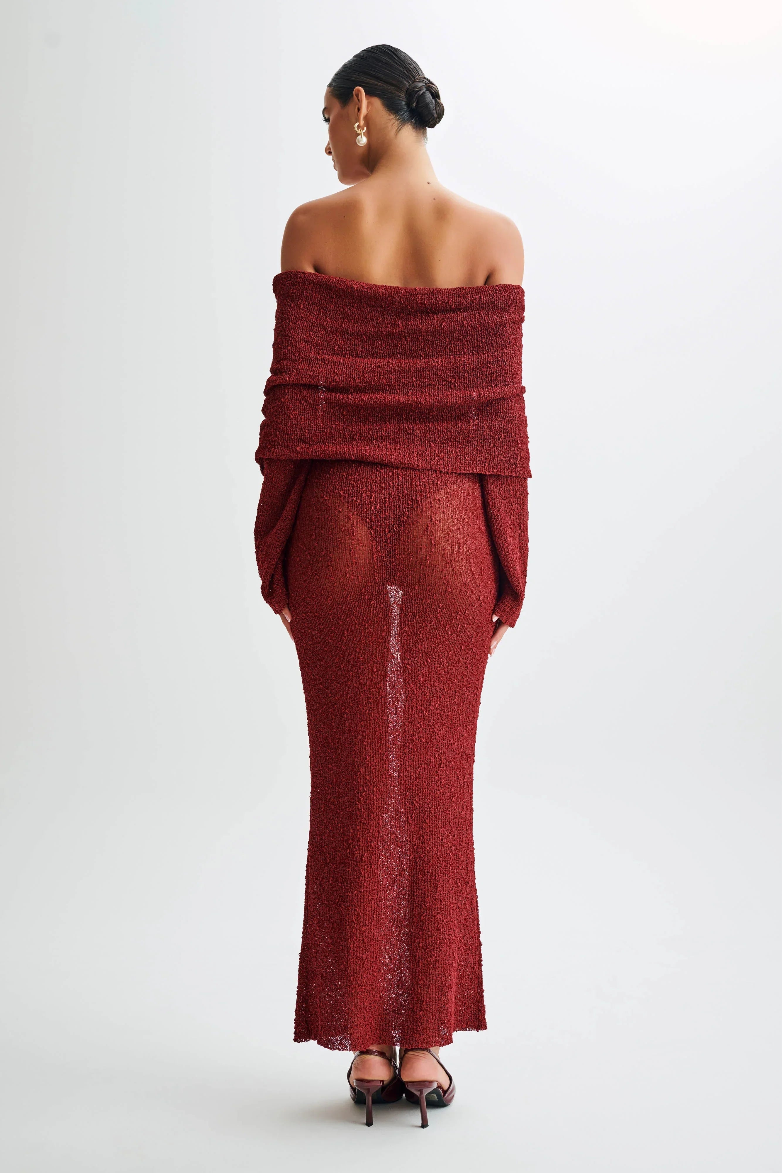 MELISSA | OFF-SHOULDER BOUCLÉ MAXIKJOLE