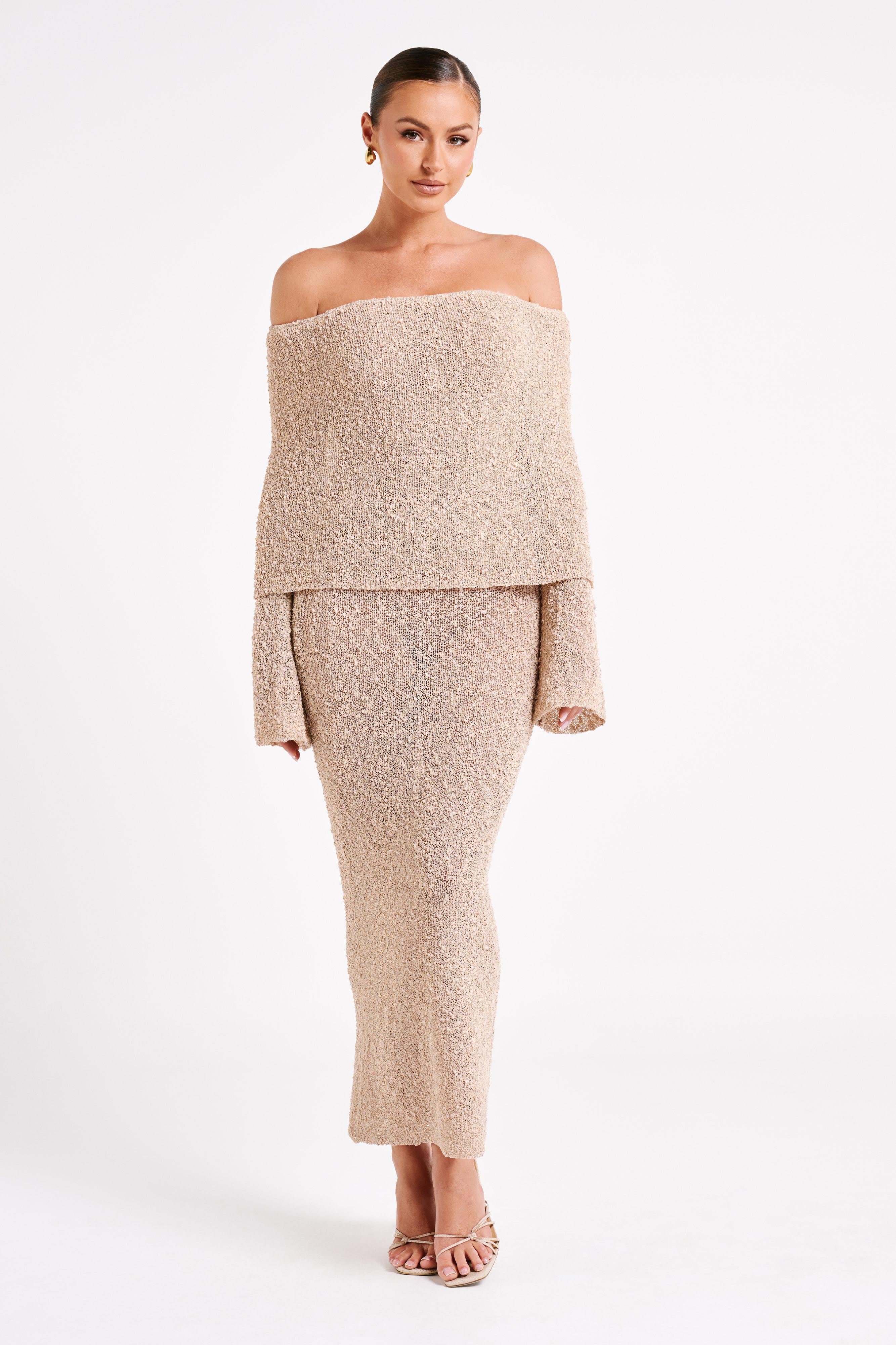 MELISSA | OFF-SHOULDER BOUCLÉ MAXIKJOLE
