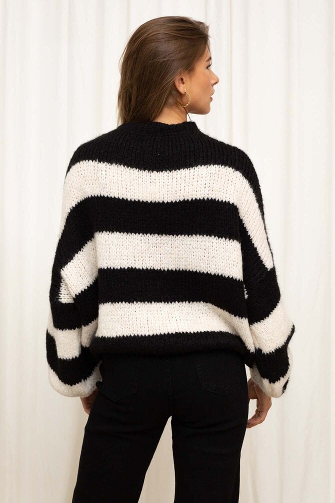 VALERIE | STRIPETE GENSER